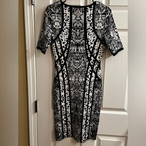 LAUNDRY~By SHELLI  SEGAL~BLACK and WHITE PATTERNED~SHORT SLEEVE DRESS~NWT~XS
